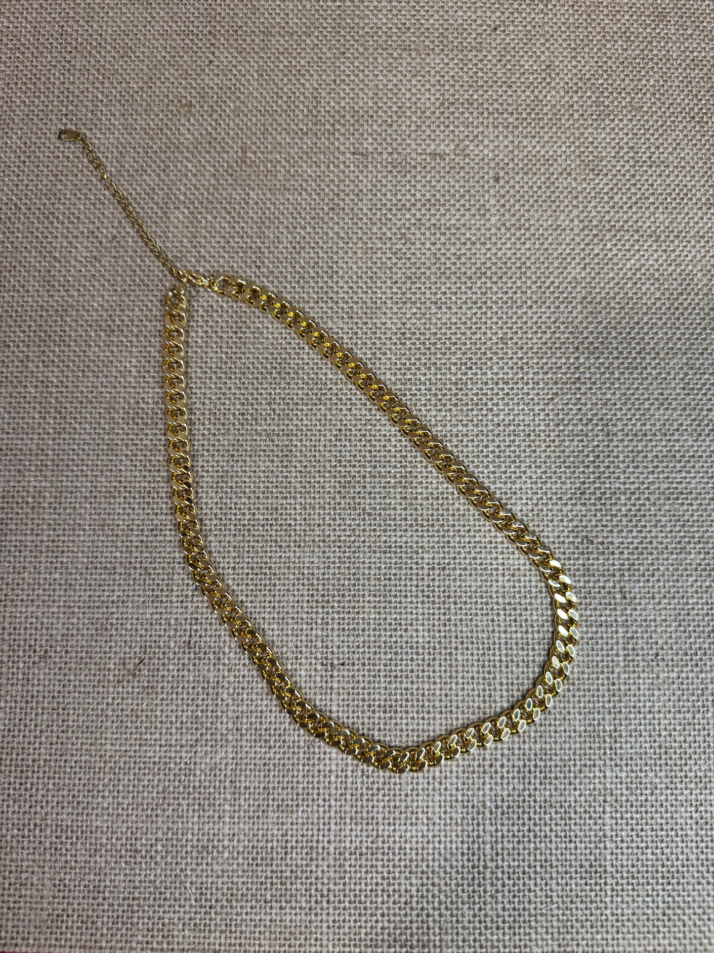 Cubana Chain